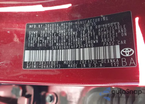 2015 Toyota Corolla Le Plus z USA, uszkodzony, nr VIN 5YFBURHE4FP347640